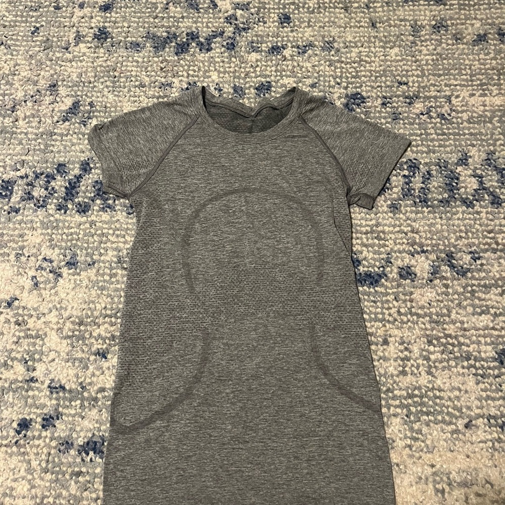 Gray Lululemon Short Sleeve